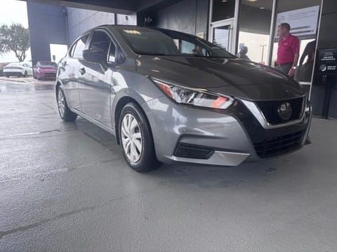 1 image of 2020 Nissan Versa 1.6 S