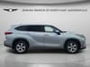 2 thumbnail image of  2020 Toyota Highlander LE