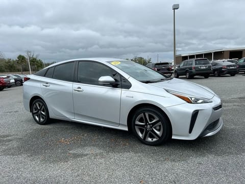 1 image of 2020 Toyota Prius L
