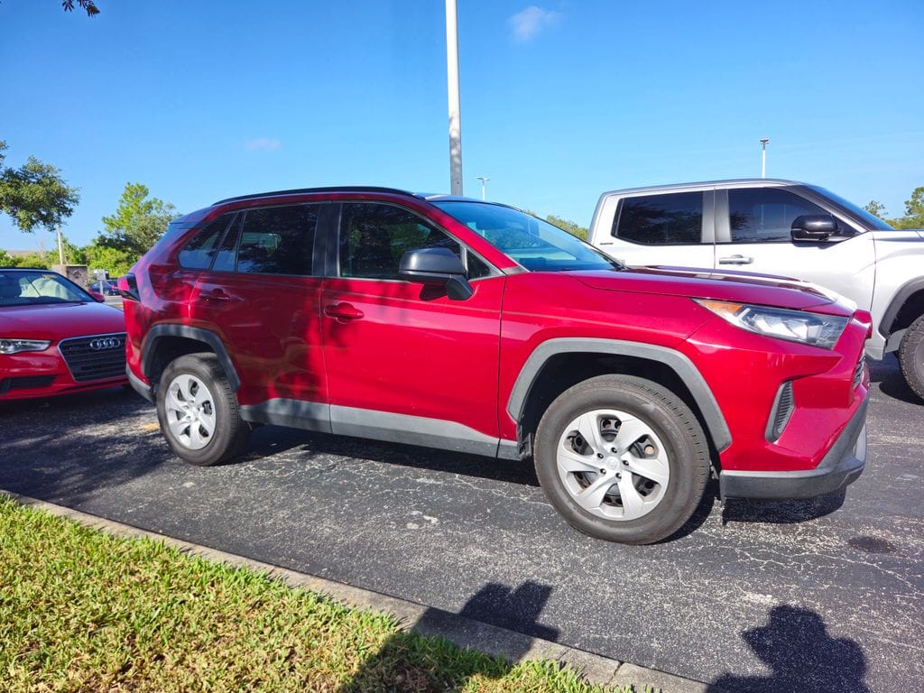 Used 2020 Toyota RAV4 LE with VIN 2T3H1RFV6LW089130 for sale in Cocoa, FL