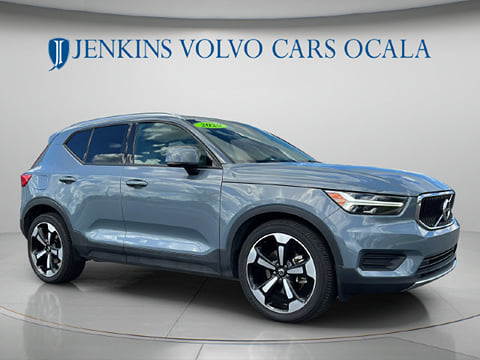 1 image of 2020 Volvo XC40 Momentum