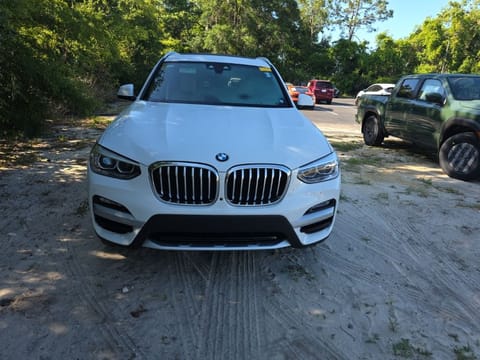 1 image of 2021 BMW X3 xDrive30e