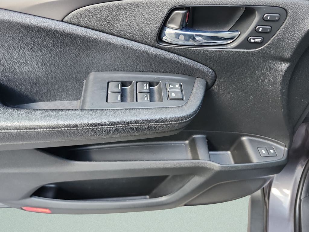 2021 Honda Passport EX-L - Photo 21