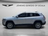 6 thumbnail image of  2021 Jeep Cherokee Latitude Lux