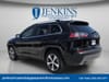 6 thumbnail image of  2021 Jeep Cherokee Limited