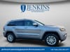 12 thumbnail image of  2021 Jeep Grand Cherokee Laredo E
