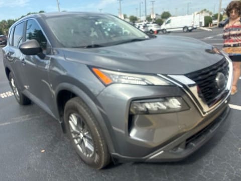 1 image of 2021 Nissan Rogue S