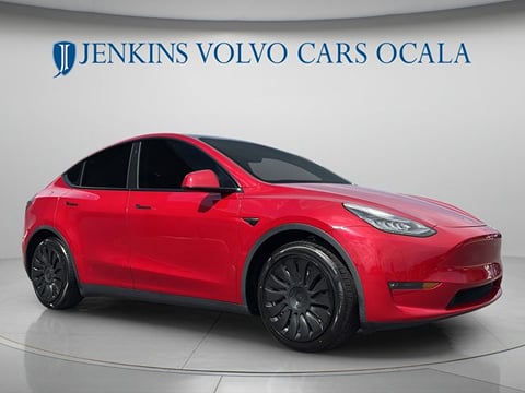 1 image of 2021 Tesla Model Y Standard Range