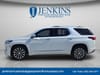 4 thumbnail image of  2022 Chevrolet Traverse Premier
