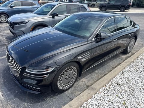 1 image of 2022 Genesis G80 2.5T