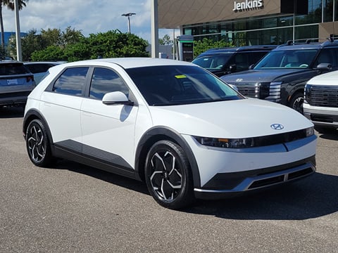 1 image of 2022 Hyundai IONIQ 5 SEL
