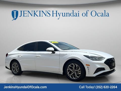 1 image of 2022 Hyundai Sonata SEL