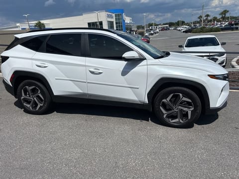 1 image of 2022 Hyundai Tucson Hybrid SEL Convenience