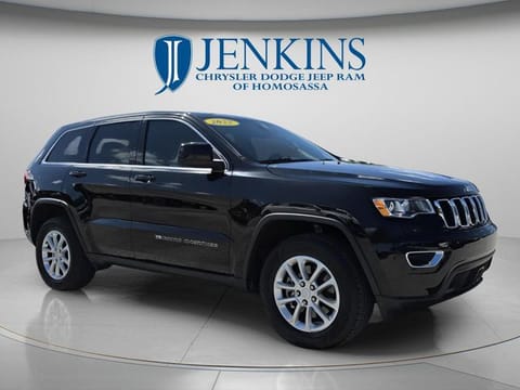 1 image of 2022 Jeep Grand Cherokee WK Laredo X