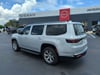 9 thumbnail image of  2022 Jeep Wagoneer Series II
