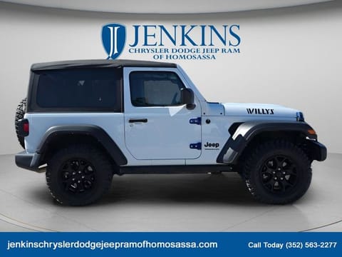 1 image of 2022 Jeep Wrangler