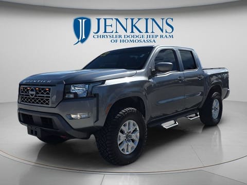 1 image of 2022 Nissan Frontier SV