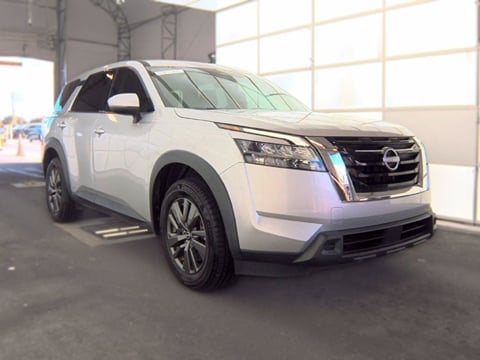 1 image of 2022 Nissan Pathfinder S