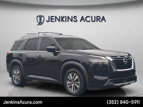 1 image of 2022 Nissan Pathfinder SL