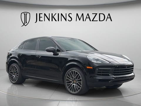 1 image of 2022 Porsche Cayenne Coupe Base