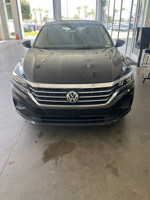 1 image of 2022 Volkswagen Passat 2.0T SE