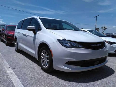 1 image of 2023 Chrysler Voyager LX