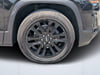 15 thumbnail image of  2023 GMC Acadia SLT