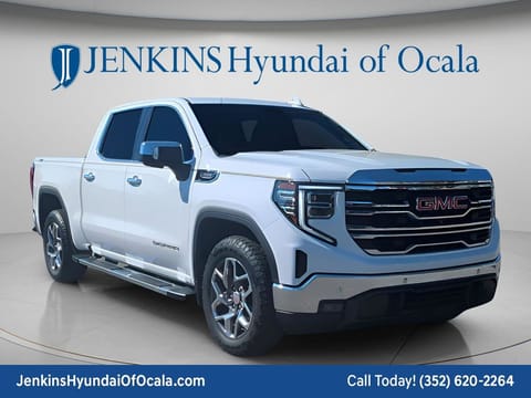 1 image of 2023 GMC Sierra 1500 SLT