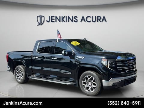 1 image of 2023 GMC Sierra 1500 SLT