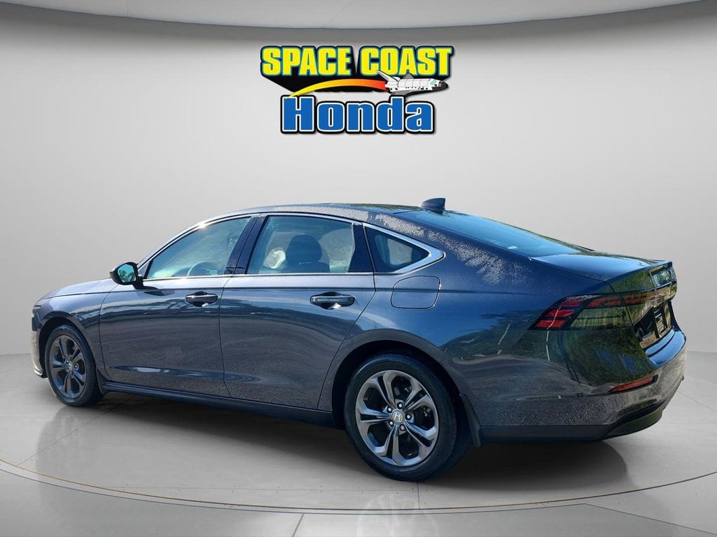 2023 Honda Accord EX - Photo 7