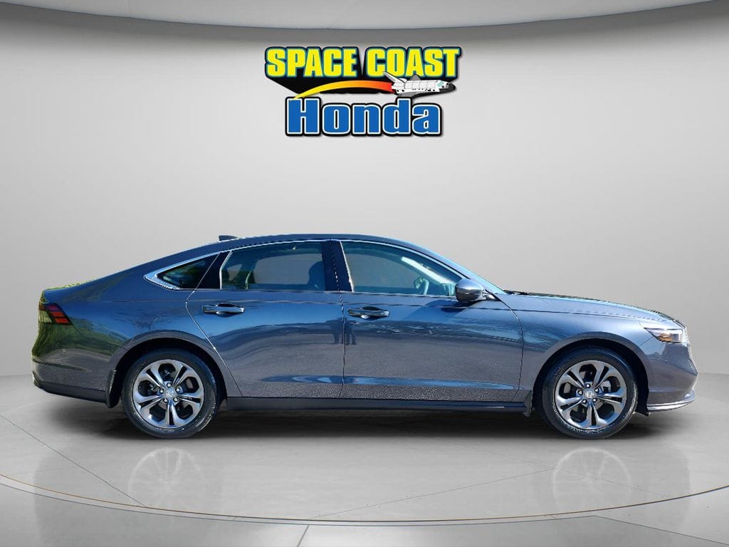 2023 Honda Accord EX - Photo 4
