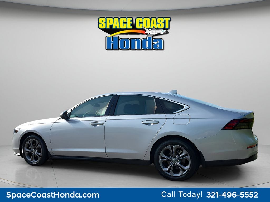 2023 Honda Accord EX - Photo 7