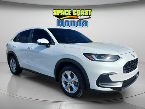 1 image of 2023 Honda HR-V LX