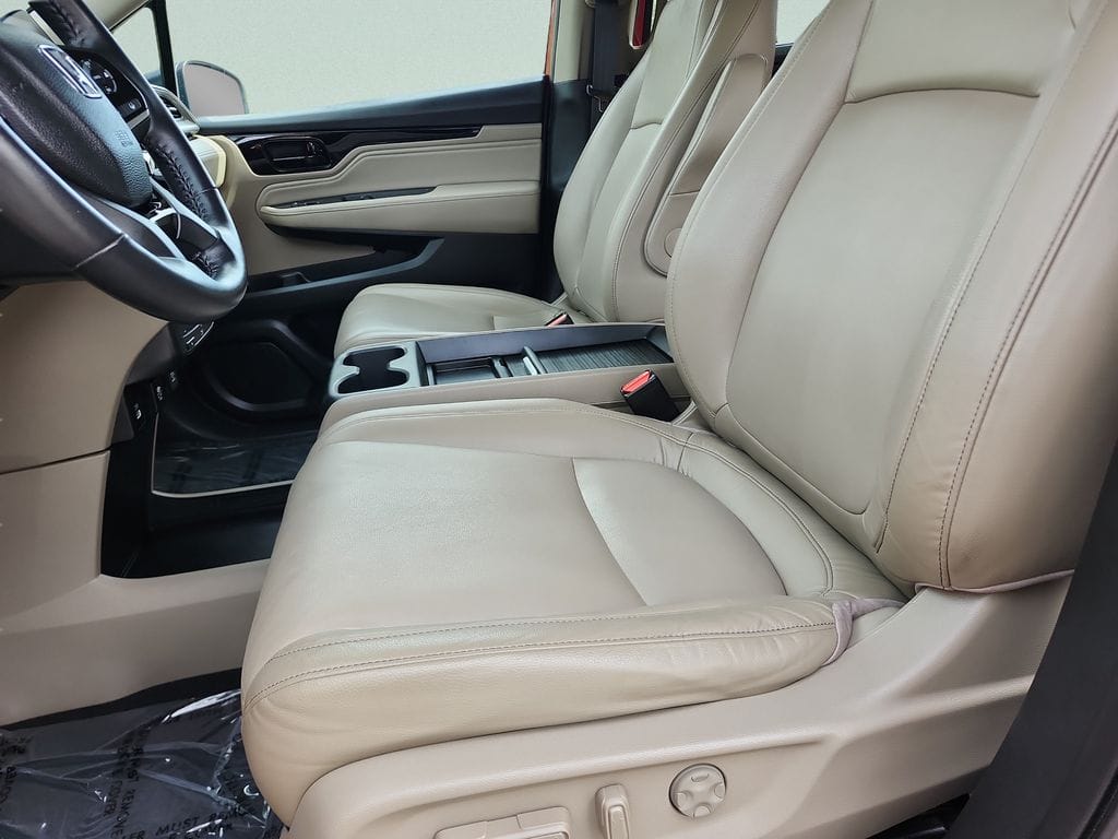 2023 Honda Odyssey Touring - Photo 19