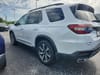 6 thumbnail image of  2023 Honda Pilot Elite