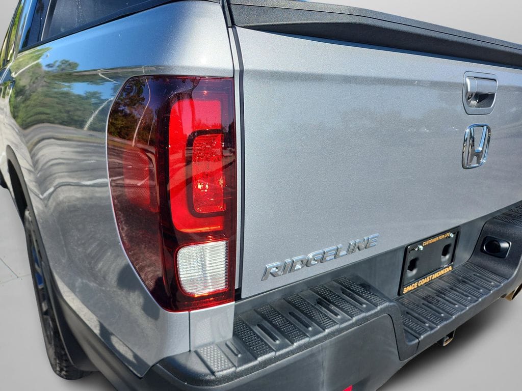 2023 Honda Ridgeline Sport - Photo 15
