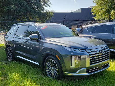 1 image of 2023 Hyundai Palisade Calligraphy