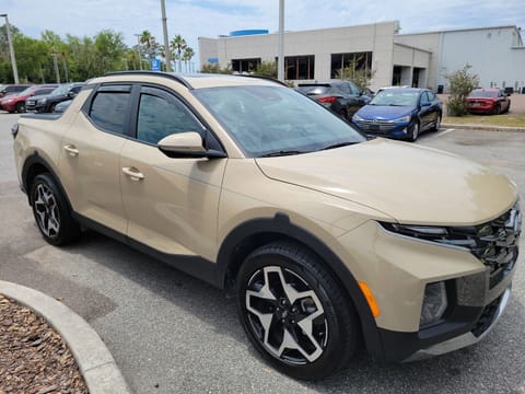 1 image of 2023 Hyundai Santa Cruz Limited