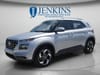 10 thumbnail image of  2023 Hyundai Venue SEL