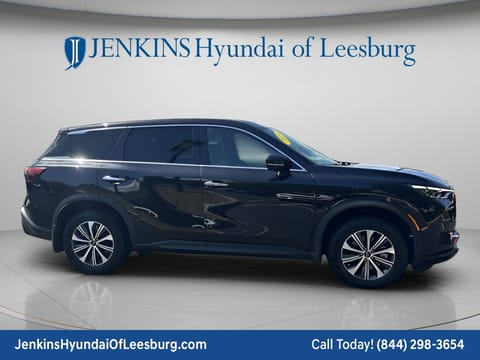 1 image of 2023 INFINITI QX60 PURE