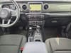 16 thumbnail image of  2023 Jeep Gladiator Overland
