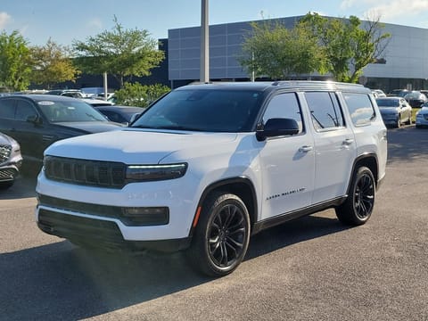 1 image of 2023 Jeep Grand Wagoneer Series II