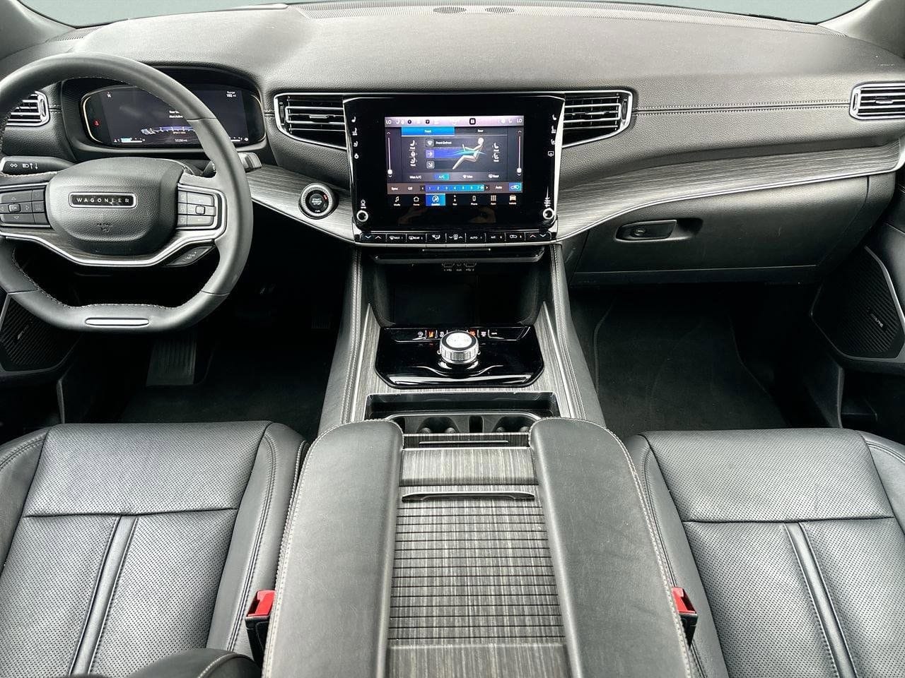 2023 Jeep Wagoneer Series III - Photo 11