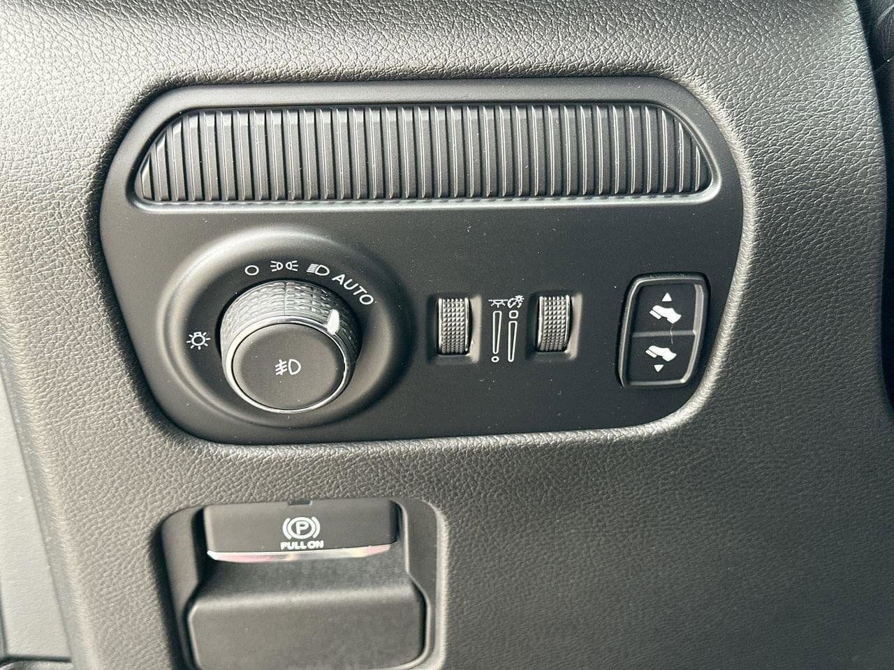 2023 Jeep Wagoneer Series III - Photo 26