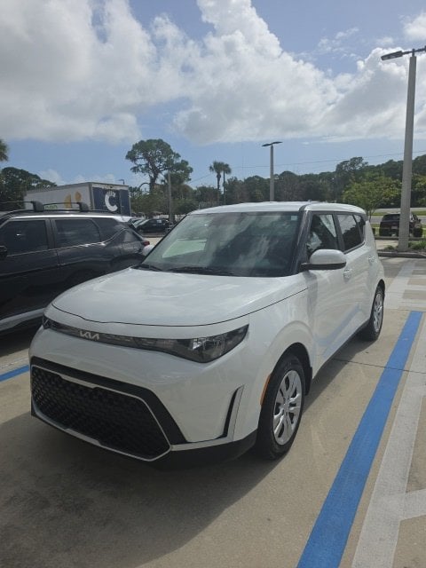 1 image of 2023 Kia Soul LX