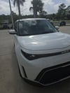 2 thumbnail image of  2023 Kia Soul LX