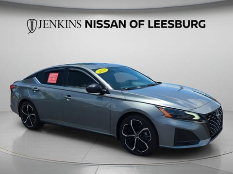 1 image of 2023 Nissan Altima 2.5 SR