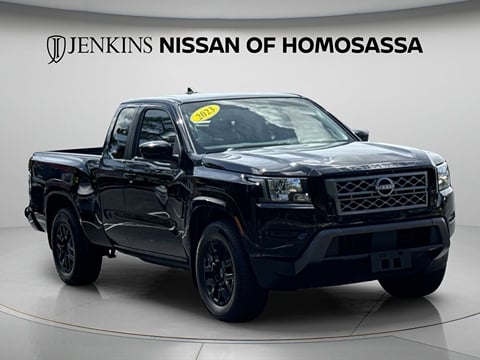 1 image of 2023 Nissan Frontier SV