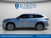 2 thumbnail image of  2023 Toyota Highlander L