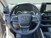 32 thumbnail image of  2023 Toyota Highlander XLE